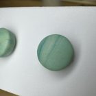 Pici pötty bedugós fülbevaló - pasztell zöld