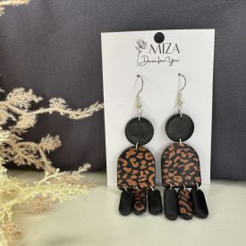 Fekete leopárd mintás lógós fülbevaló