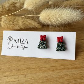   Karácsonyfa bedugós fülbevaló - piros masnival, arany gyöngyökkel