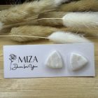 Duci háromszög - fehér - gyöngyházfehér márvány mintás