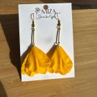 Sziromszoknyás - kis szirmú - citromsárga 