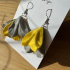 Sziromszoknyás - kis szirmú - világos sárga -szürke