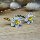 Kicsi nárciszfej - ezüst francia kapcsos alapon