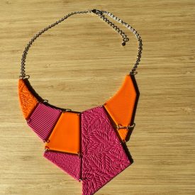 Színes Geometrikus Nyaklánc - narancs - magenta