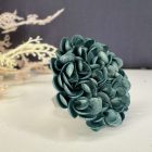 Sziromfelhős gyűrű - metál zöld - ezüst színű állítható alapon