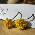 Mini sziromfelhős francia kapcsos fülbevaló - pasztell sárga