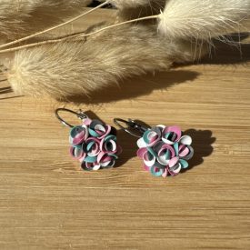   Kicsi sziromfelhős francia kapcsos fülbevaló - pasztell tarka