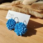 Nagy méretű sziromfelhős francia kapcsos fülbevaló - világoskék